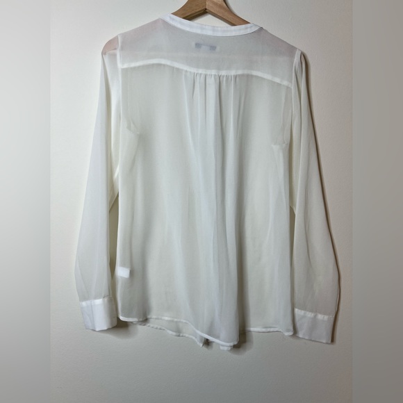 Banana Republic Long Sleeved Ivory Sheer Blouse size S - Picture 2 of 4